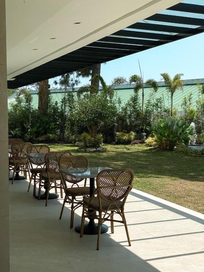 The Plaza Garden Hotel And Residences 碧瑶 外观 照片