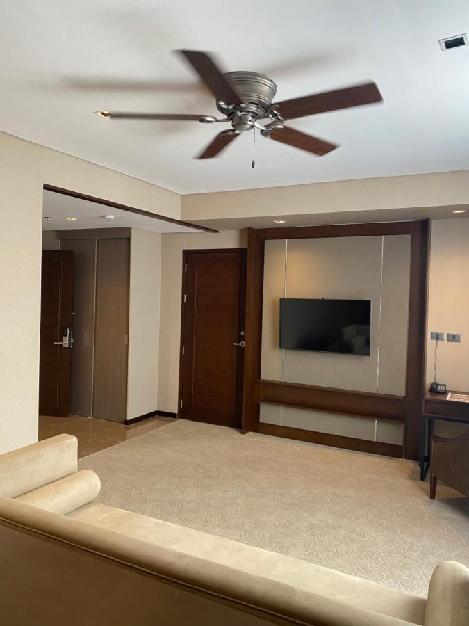 The Plaza Garden Hotel And Residences 碧瑶 外观 照片