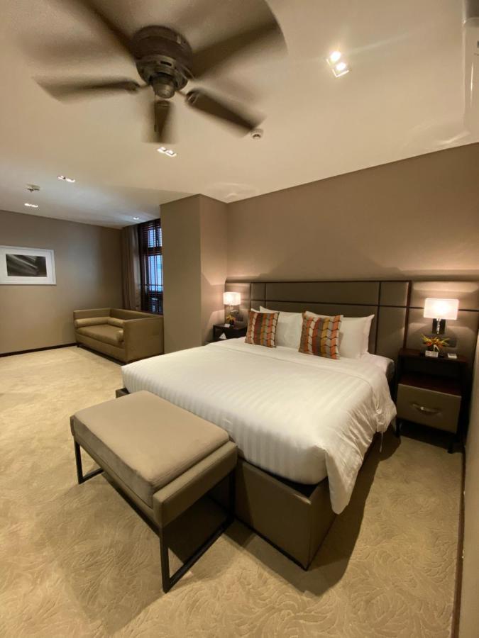 The Plaza Garden Hotel And Residences 碧瑶 外观 照片